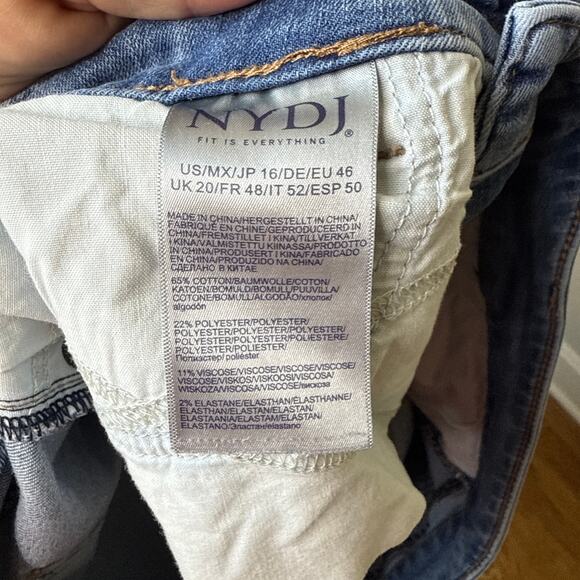 NYDJ Marilyn Straight Lift Tuck Jeans Medium Wash Size 16 HIgh-Rise Stretch Chic - Picture 8 of 8